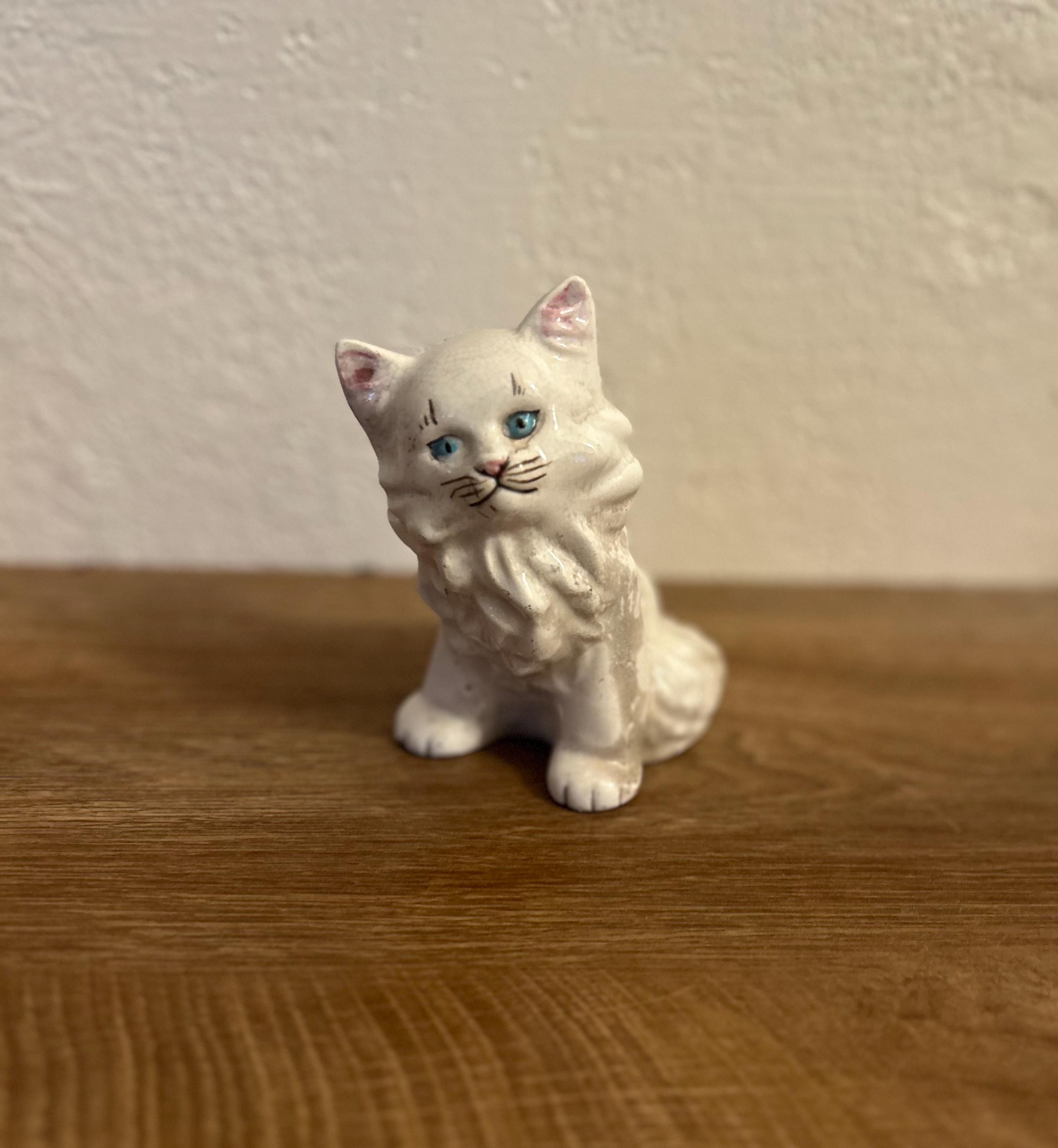 ゴールドアマー サンフランシスコ陶器 白い子猫の置物 キティ - Etsy 日本