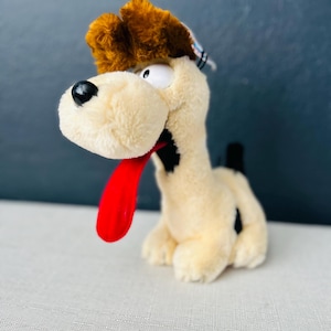 odie with tag 1986 plush Garfield dog 80s 9” h cartoon Gen x toys