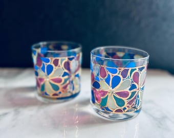 Par de copas de cóctel Georges Briard con diseño de flores, estilo antiguo, psicodélico y colorido.