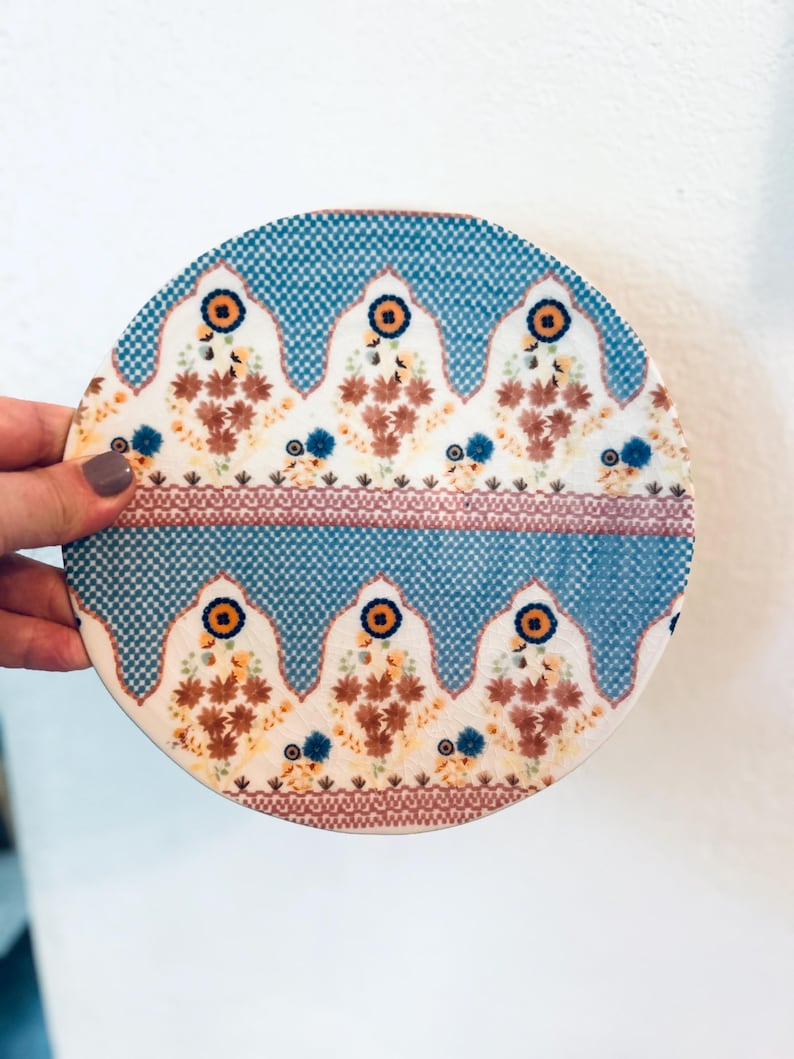 Anthropologie Renata blauwe zijplaten set van vier 8" d afbeelding 2