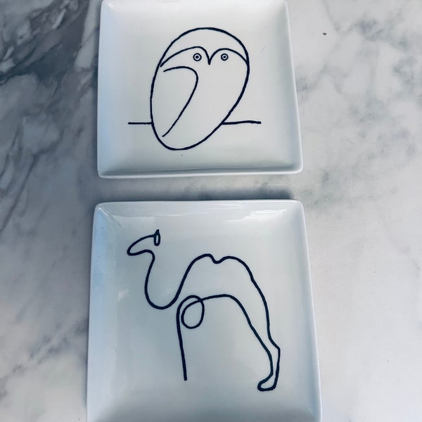 Picasso musee Picasso Paris Camel and owl dish 4.5” x 4.5”