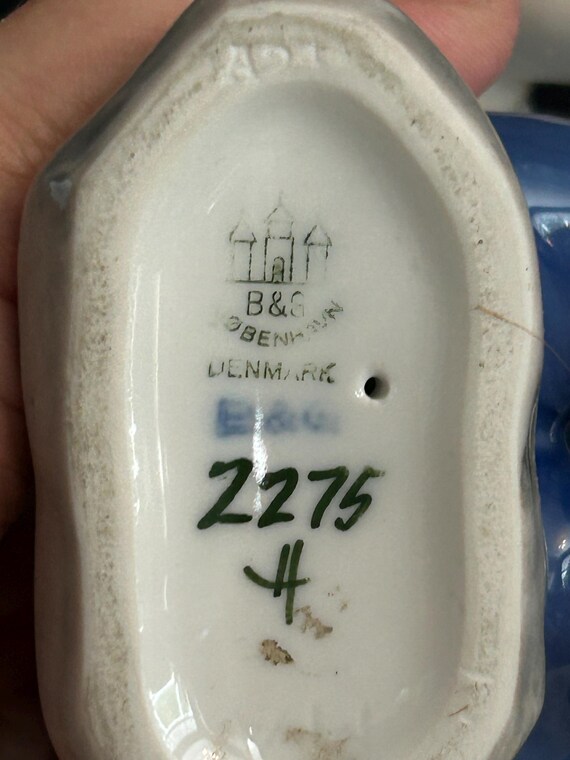 Bing & Grondahl # 2275 Royal Copenhagen Michaela Ahlmann Help Me