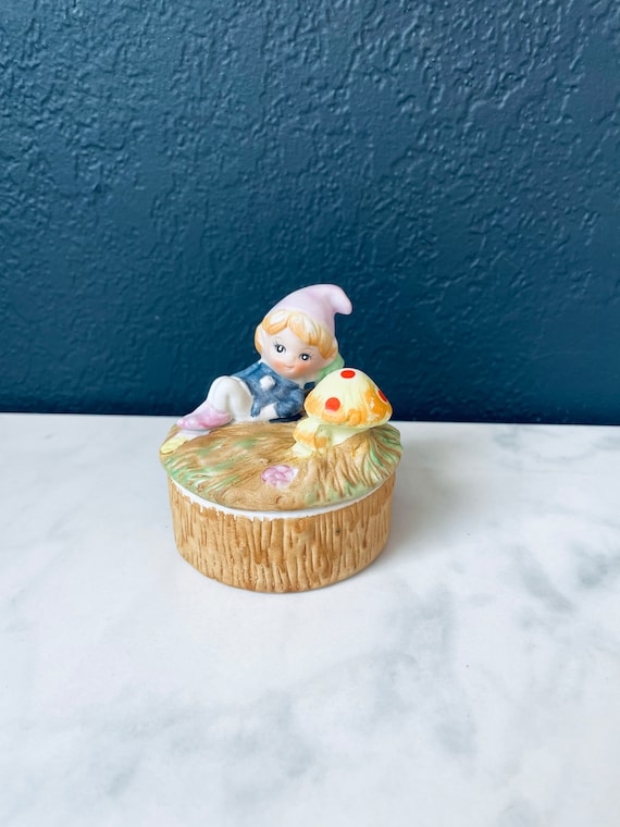 Homco Porcelain Pixie Elf & Mushroom Trinket Box w/ original foil label