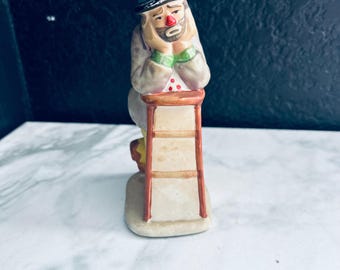 Flambro Emmett Kelly Jr, Clown Resting On A Stool, Weary Willie 5.5” h