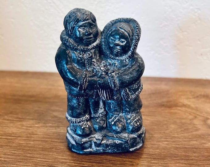 Quniq Inuit A Wolf Original Sculpture Inuit Couple Soapstone Figurine S28 - Etsy