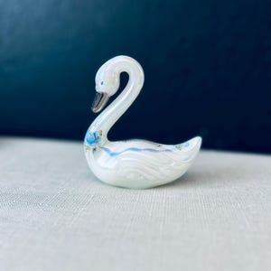 Fenton swan 25th Anniversary Iridescent signed  White Art Glass 4&quot; Figurine With Hand Painted Blue Floral Design