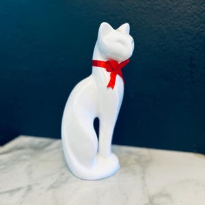 cat statue modern 9” h 80s figurine ceramic long neck