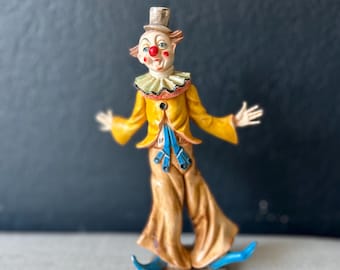 Italian depose clown figurine statue 8” h Italy circus