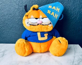 Garfield rah rah college Plush 80s 8” h cheerleader Student stuffed animal