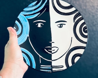 Plato de cerámica con retrato abstracto femenino de West Elm, estilo Picasso, 24 cm