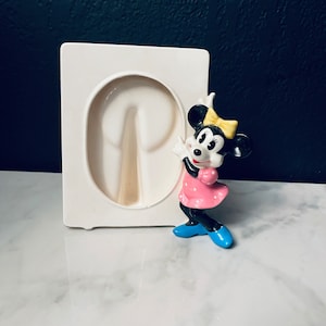 Minnie Mouse Disney Frame Ceramic Japan      Vintage 80s  5.5” x 4” 3d