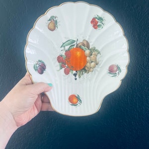 Limoges Frankreich Porzellan Shell Gold Rim 9 ”d