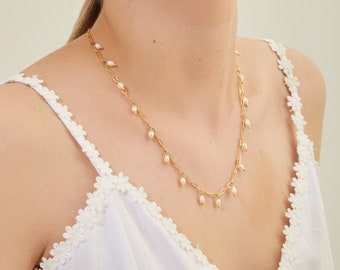 Gold Pearl Necklace, Dainty Freshwater Pearl Necklace, Tiny Pearl Necklace, Bridesmaid Gifts