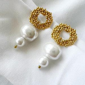 Pearl Earrings, Dainty Pearl Earrings, Gold Pearl Earrings, Bridesmaid Earrings Gifts