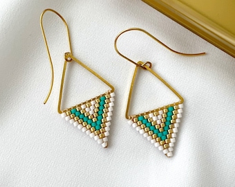 Boho beaded earrings, triangle minimalist seed bead earrings, beaded earrings blue white and gold beads