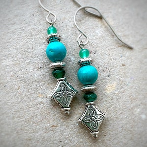 Turquoise beaded earrings, Silver Earrings, Silver dangle earrings, hippie dangle earrings, bohemian drop earrings, boho earrings