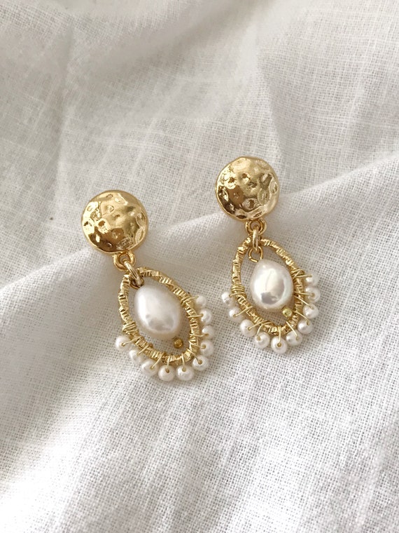 Pearl Earrings Drop Gold, Gift Ideas for Women, Natural Freshwater Coi –  One Curtain Road