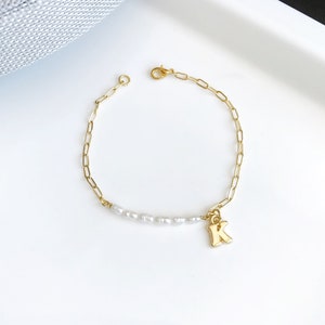Pearl Initial Bracelet, Gold Charm Pearl Bracelet, Personalized Custom Bracelet
