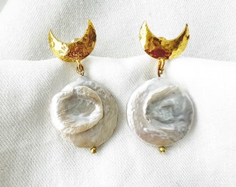 Pearl Drop Earrings/ Mon Earrings / Wedding Earrings/ Baroque Pearl Bridal Earrings/ Pearl Dangle Earrings /Gold Plated Brass Pearl Earrings