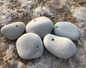 a60 5 natural holed beach stones Sea stones Holey stones Size1.6-2.0#magic stone-amulet-talisman good luck stone etc. odin stone