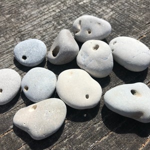 a60 5 natural holed beach stones Sea stones Holey stones Size1.6-2.0#magic stone-amulet-talisman good luck stone etc. odin stone