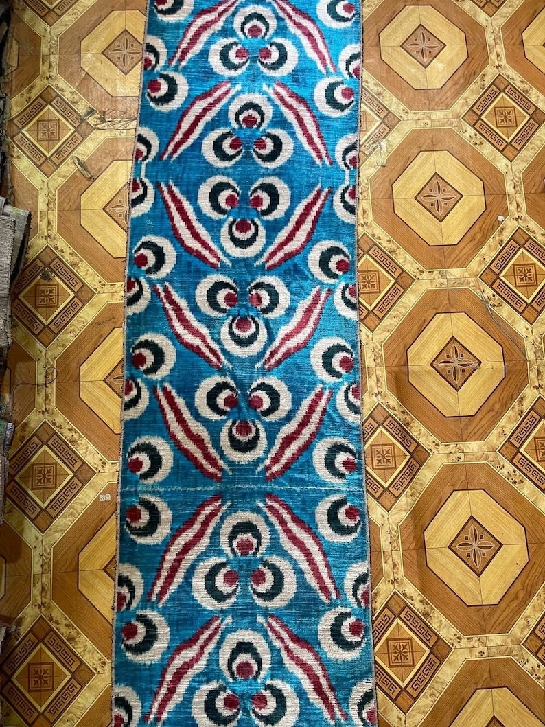 Handfärgat uzbekiskt bakhmal, handgjort sammets-ikattyg, bredd 42 cm, heminredning, handfärgat ikattyg, handfärgat ikattyg, metervara, uzbekiskt tyg bild 1