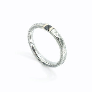 Black diamond man ring