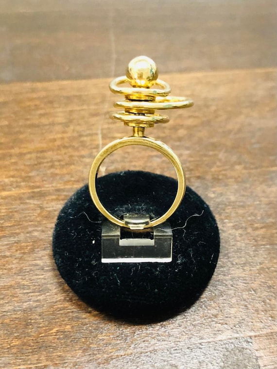 Vintage motion ring deals