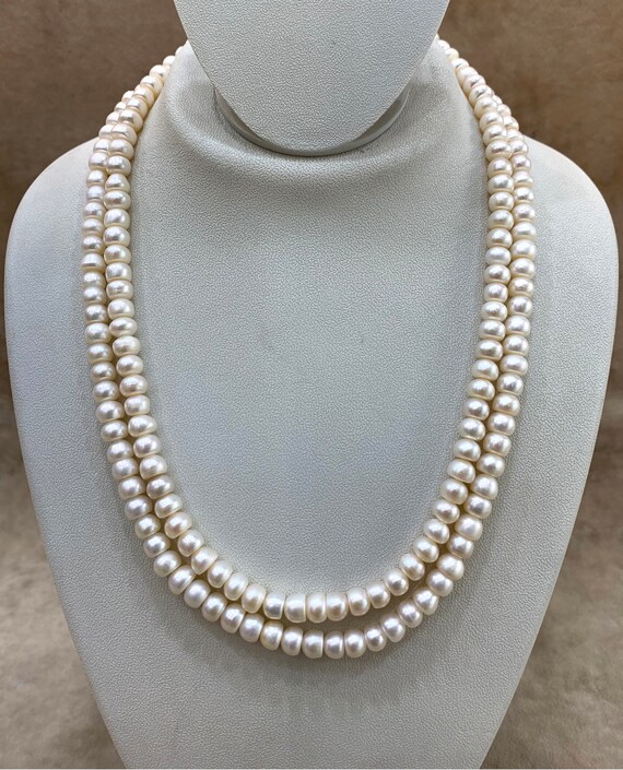 love pearl necklace real
