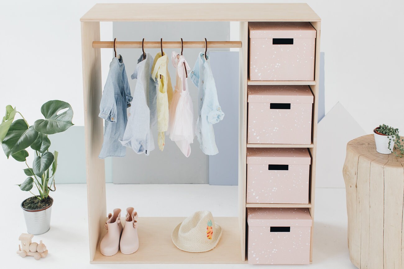 Kids wardrobe montessori, child wardrobe, toddler wardrobe, kids clothing rack, Montessori garderobe, montessori Kleiderschrank Kids wardrobe montessori, child wardrobe, toddler wardrobe, kids clothing rack, Montessori garderobe, montessori Kleiderschrank