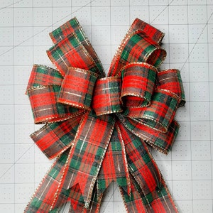 Christmas Bow, Wreath Bow, Red and Green Plaid, Sizes Small or Med/Lg