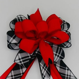 Christmas Bow, Wreath Bow, Red Velvet, Black and White Diagonal Plaid