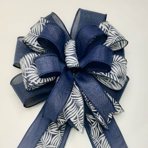 Wreath Bow, Navy Linen, Blue and White Leaf Print