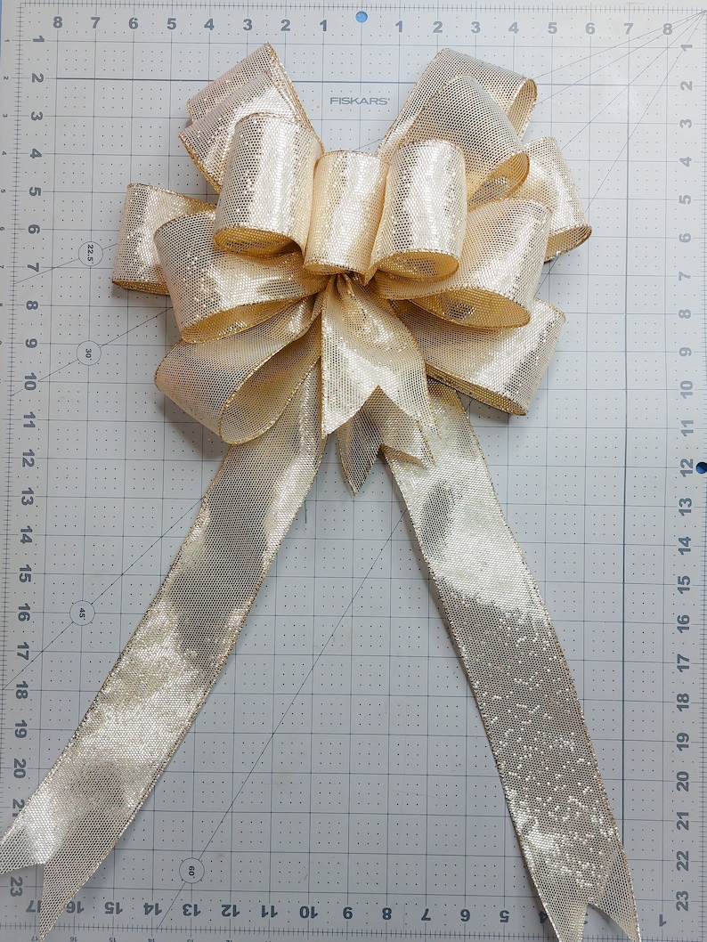 Light Gold Tile Pattern Christmas Bow - Etsy