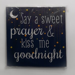 Plaque, Wall Art, Wreath Sign, Say a Sweet Prayer, 8.75x8.75&quot;