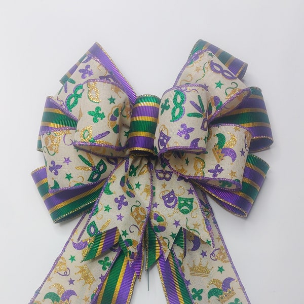 Mardi Gras Bow, Metallic Stripe and Mardi Gras Pattern