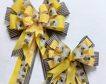 Bumble Bees with Honeycomb and Stripes Wreath Bow