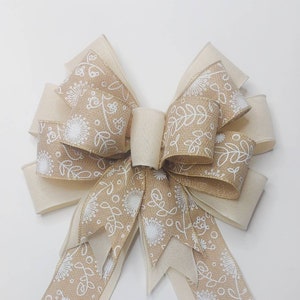 Spring Bow, Beige and White Dandelion Print with Cream/Ivory Linen