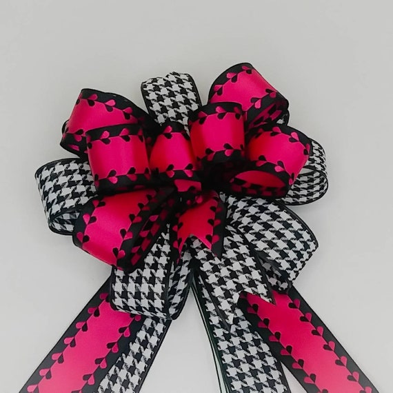 Pink and Black Valentine's Day Bow Houndstooth