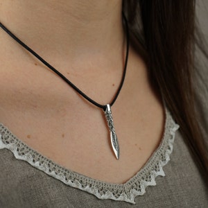 Odin's Spear Gungnir, Gungir, Odin's spear, Gungnir Necklace, Gungnir Pendant, Gungnir Spear Pendant, Gungnir Spear Necklace, Christmas Gift