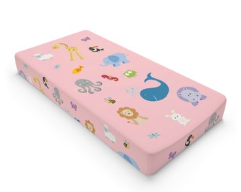 Cubierta de almohadilla de cambio de bebé, cubierta de almohadilla de cambio de animal, cubierta de almohadilla de cambio rosa, regalo de ducha de bebé, estudio de sombrero púrpura