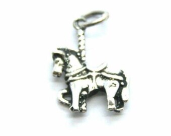 2 Carousel pendants antique silver tone A1039