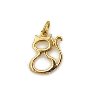 Cat Charm Pendant Yellow Gold