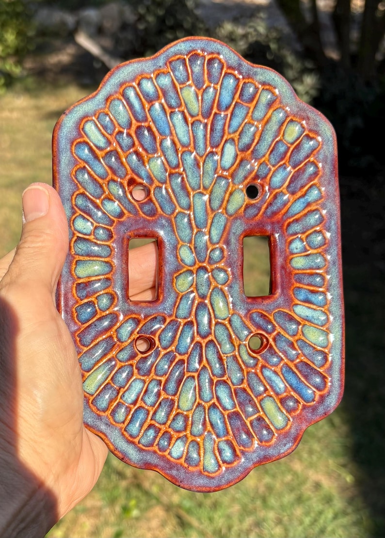 Handmade ceramic light switch cover bild 3