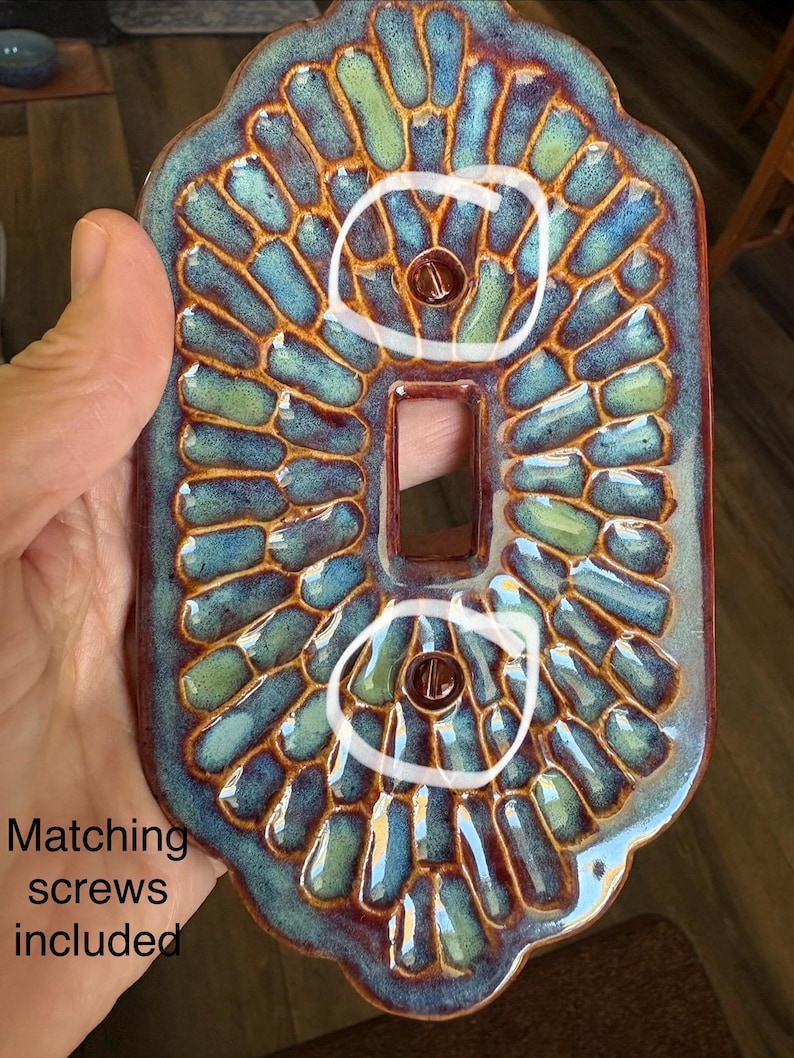 Handmade ceramic light switch cover bild 2