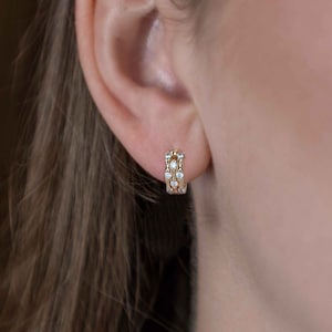 Rose Gold Huggie Earrings, Rose Gold Hoop Earrings Small, Birthday Gifts for Women, Best Friend Sister Mom Gifts, Minimalist Hoops