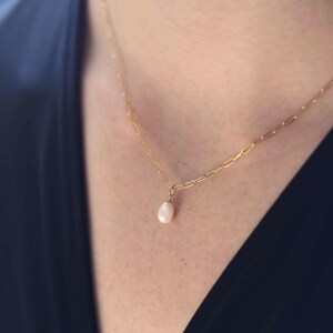 Pearl Necklace 14k Gold Filled Paperclip Chain, Bridesmaid Gift, Natural Freshwater Pearl Necklace Custom Made, Single Pearl Pendant
