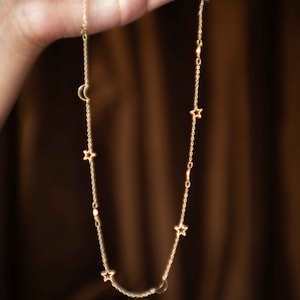 Moon and Star Necklace, Dainty Celestial Gold Necklace, Minimalist Gold Custom Chain for Layering, Bridesmaid Gifts, Birthday Gift for Girls