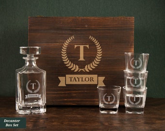 Custom Whiskey Decanter Set for Father of the Bride Gift From Daughter, Personalized Whiskey Decanter and Glass Gift For Father of the Groom