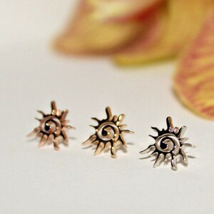 14k Solid Gold Sun Stud: Threadless Piercing Jewelry (25g, 14g, 16g)